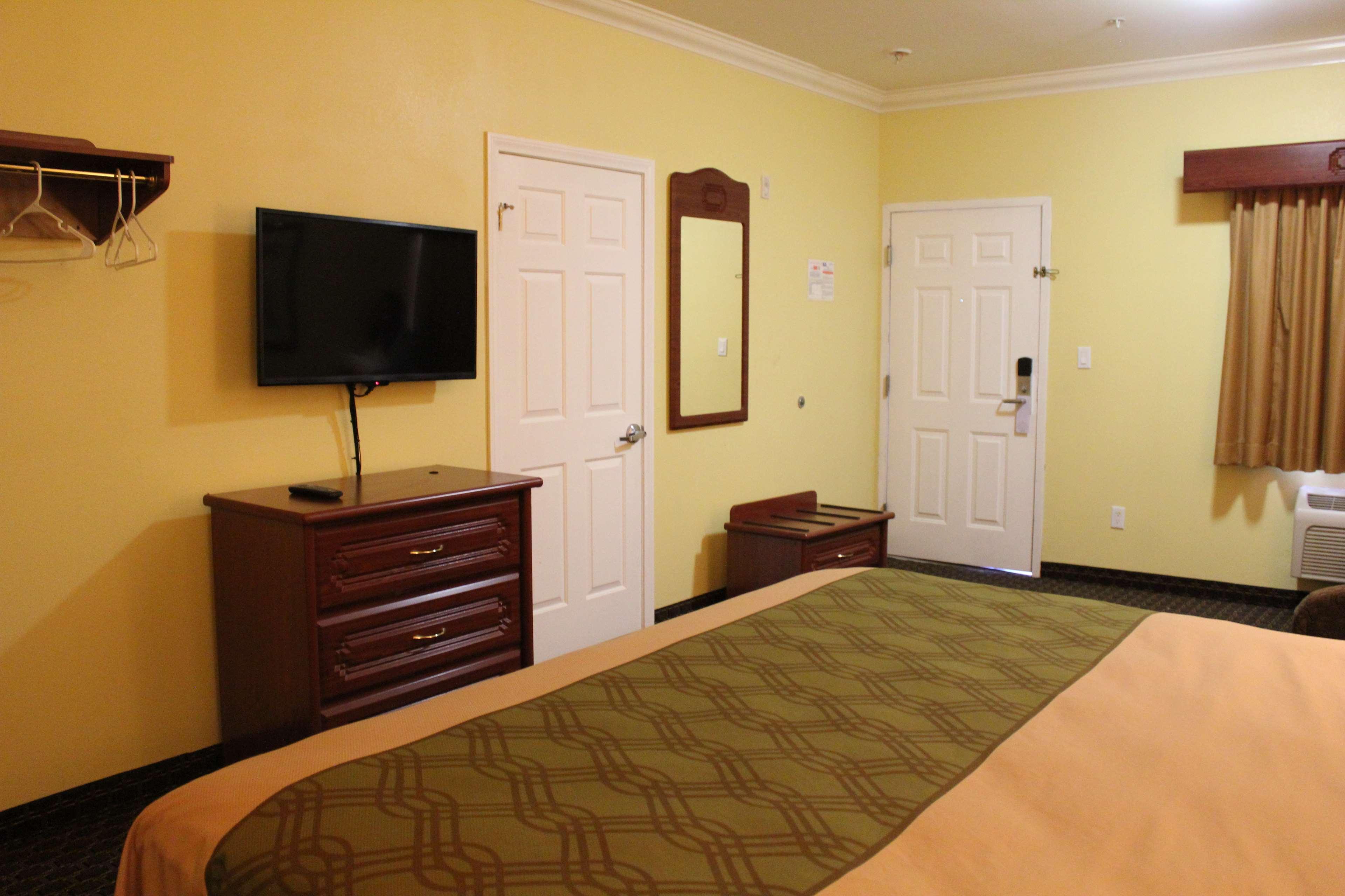 Best Western Jacksonville Inn Exterior photo
