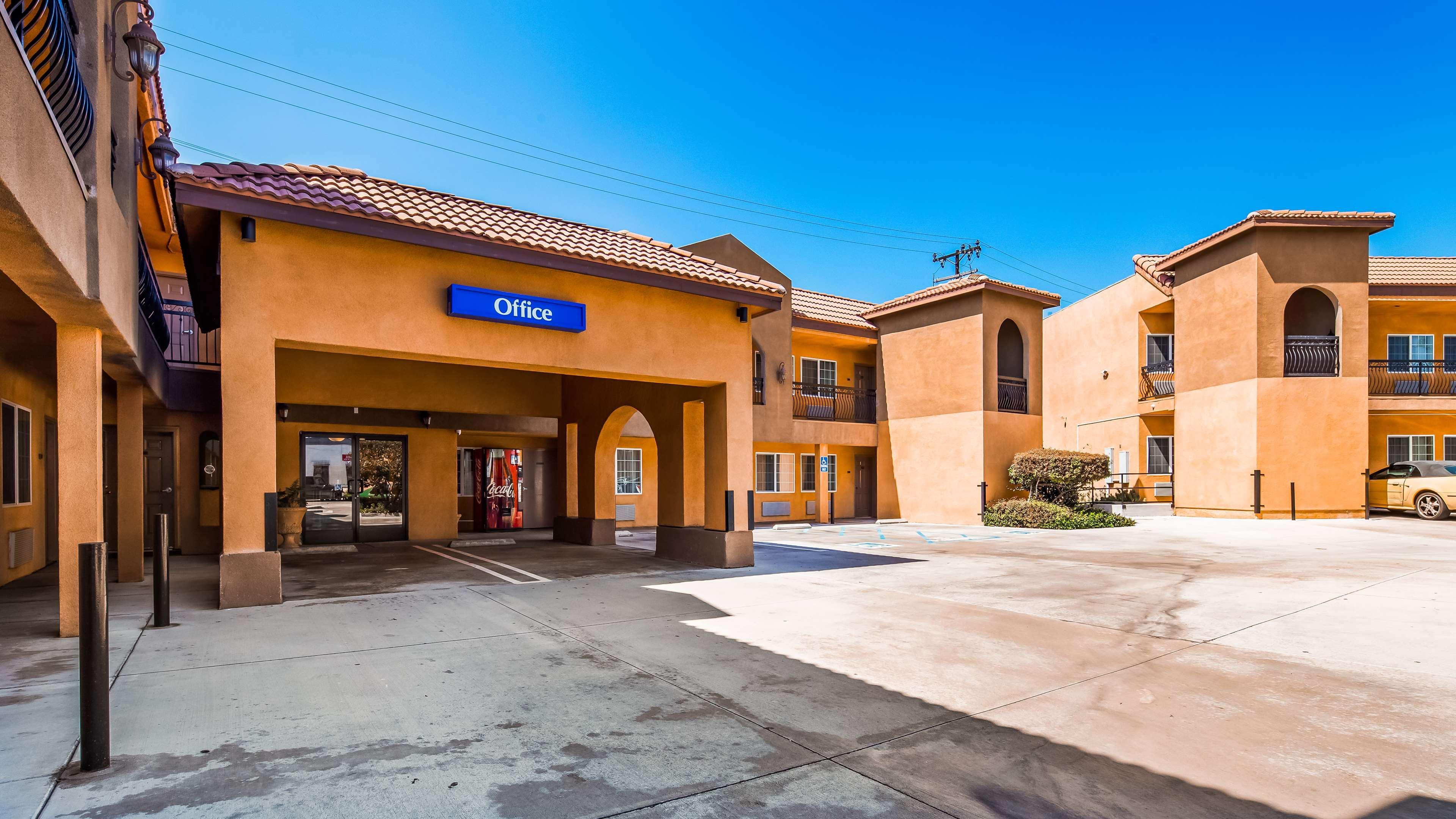 Best Western Jacksonville Inn Exterior photo